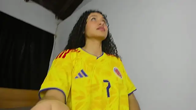 Keniia rizz online show from November 15, 2025, 10:36 pm