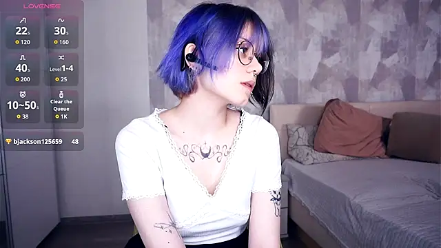 KellePourier online show from November 29, 2025, 6:52 pm