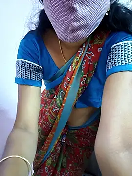 Snapshot of smileys46 chatting on February 20, 2026, 6:19 am smileys46 online show from February 20, 2026, 6:19 am