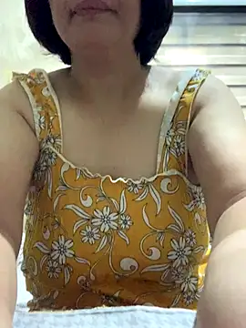 sweetyjhones online show from December 16, 2025, 11:42 pm