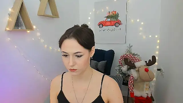 MakeYoueHappy online show from December 14, 2025, 4:40 am