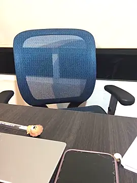 Evil kitty6 online show from December 5, 2025, 2:43 am