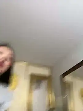 Hannahpradaa  online show from November 8, 2025, 12:31 pm