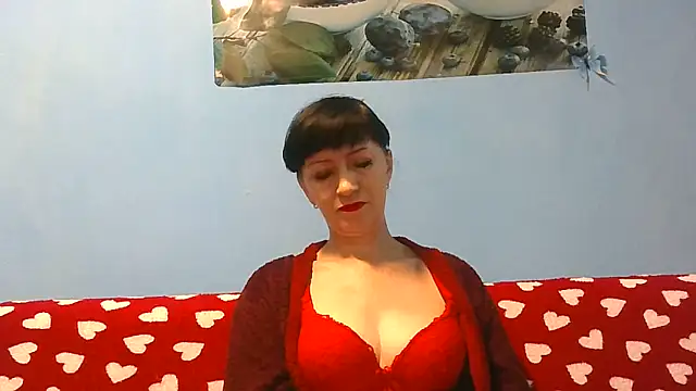 IffetLove42 online show from June 4, 2026, 7:35 am