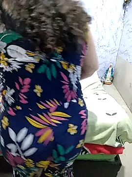 Anny 37 online show from December 2, 2025, 10:22 pm