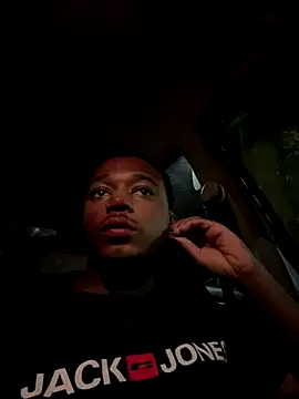 Snapshot of negrinho5 chatting on November 3, 2025, 8:45 pm negrinho5 online show from November 3, 2025, 8:45 pm