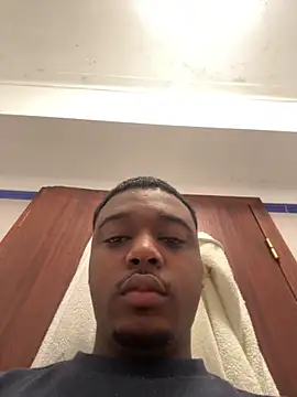 Snapshot of negrinho5 chatting on February 17, 2026, 1:41 pm negrinho5 online show from February 17, 2026, 1:41 pm