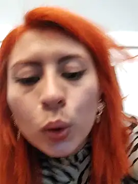 SiennaBite online show from November 21, 2025, 9:14 pm