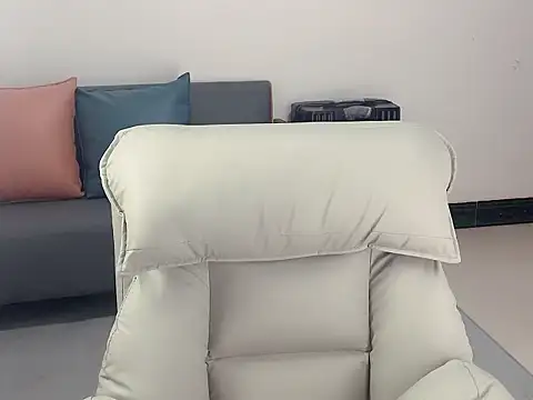 lvy-002 online show from December 1, 2025, 3:18 am