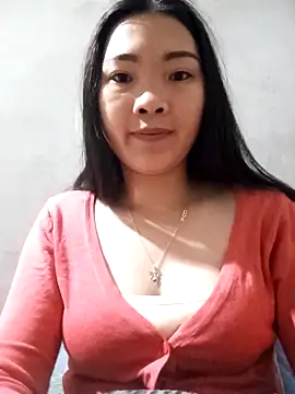 Lovebaby-love online show from February 4, 2026, 1:11 am