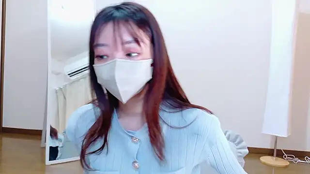 Sana-jpn online show from November 7, 2025, 4:17 am