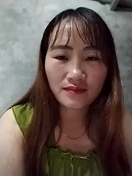 emini-xx online show from November 12, 2025, 12:26 am