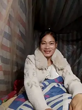 Snapshot of doggy-00 chatting on December 16, 2025, 9:41 pm doggy-00 online show from December 16, 2025, 9:41 pm