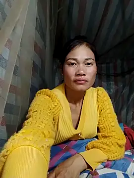 Snapshot of doggy-00 chatting on December 18, 2025, 9:29 pm doggy-00 online show from December 18, 2025, 9:29 pm