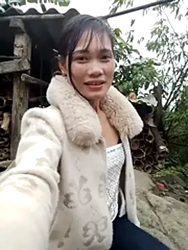 Snapshot of doggy-00 chatting on January 10, 2026, 9:59 am doggy-00 online show from January 10, 2026, 9:59 am