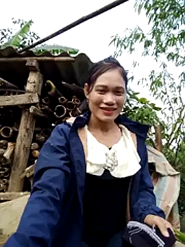 Snapshot of doggy-00 chatting on December 14, 2025, 8:09 am doggy-00 online show from December 14, 2025, 8:09 am