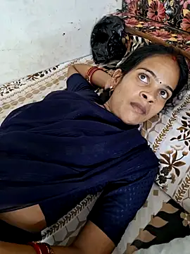 Tamilbhabhi online show from October 27, 2025, 4:08 pm