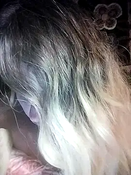 Snapshot of Lana-murr chatting on February 5, 2026, 6:15 pm Lana-murr online show from February 5, 2026, 6:15 pm