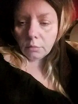 Snapshot of Lana-murr chatting on February 24, 2026, 6:09 pm Lana-murr online show from February 24, 2026, 6:09 pm