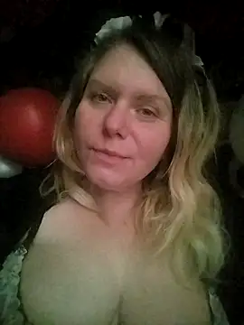 Snapshot of Lana-murr chatting on February 21, 2026, 3:03 pm Lana-murr online show from February 21, 2026, 3:03 pm