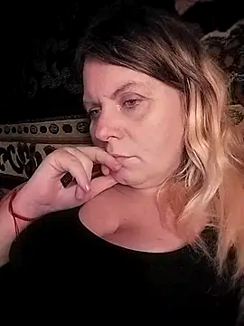 Snapshot of Lana-murr chatting on January 17, 2026, 4:54 pm Lana-murr online show from January 17, 2026, 4:54 pm