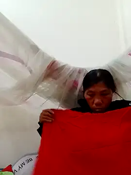 bella-la online show from December 5, 2025, 10:58 am