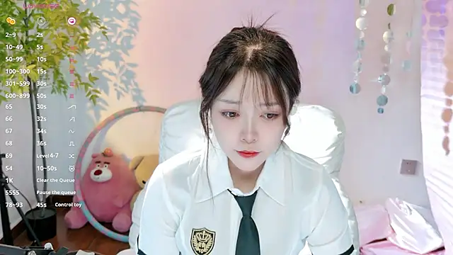 Snapshot of Yiluo95 chatting on May 26, 2026, 2:59 pm Yiluo95 online show from May 26, 2026, 2:59 pm