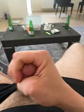 Snapshot of zamazingoo27 chatting on April 30, 2026, 7:59 am zamazingoo27 online show from April 30, 2026, 7:59 am