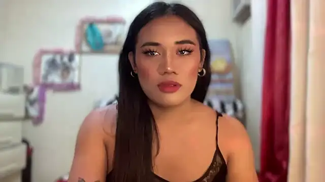 untouchable mia online show from December 2, 2025, 1:35 pm