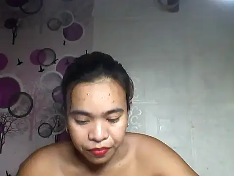 Honeyjean 30 online show from November 3, 2025, 5:16 pm