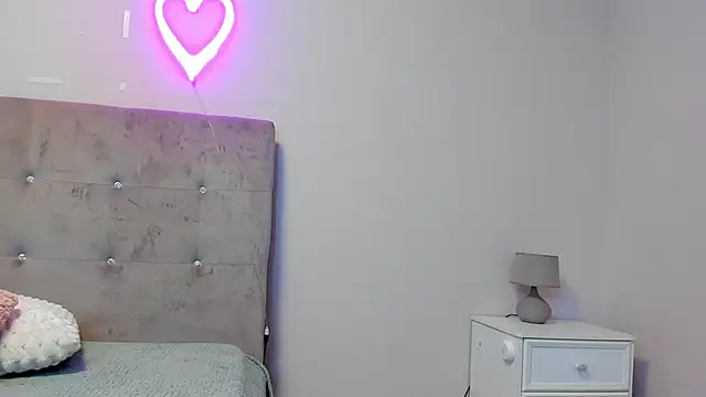 brianaflynt online show from March 3, 2026, 7:32 pm