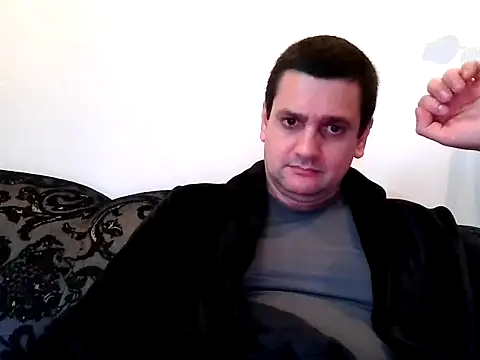 Snapshot of Alex-Naturista chatting on May 25, 2026, 2:05 pm Alex-Naturista online show from May 25, 2026, 2:05 pm
