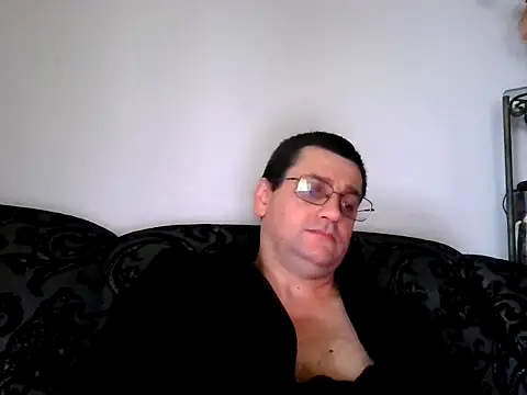 Snapshot of Alex-Naturista chatting on May 23, 2026, 7:13 pm Alex-Naturista online show from May 23, 2026, 7:13 pm