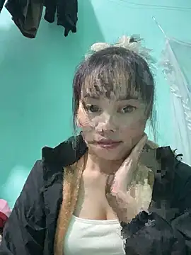 Snapshot of Night_owl111 chatting on November 1, 2025, 2:33 pm Night owl111 online show from November 1, 2025, 2:33 pm