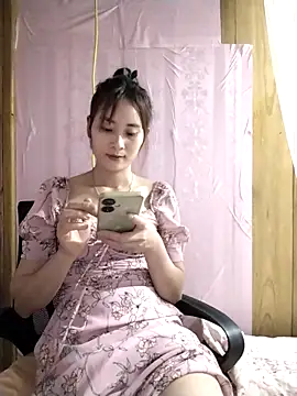 Em xinh01 online show from April 15, 2026, 5:46 am