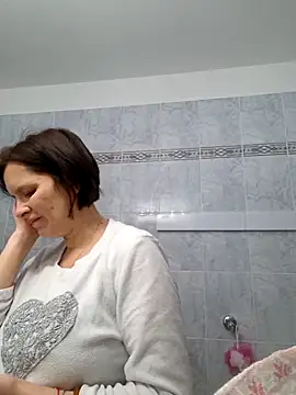 Piediniecollant online show from April 1, 2026, 4:36 am