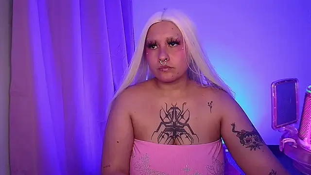 pinkbaddie777 online show from March 17, 2026, 2:36 am