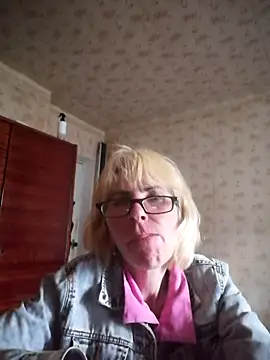 Snapshot of Georgette466 chatting on May 27, 2026, 4:25 pm Georgette466 online show from May 27, 2026, 4:25 pm