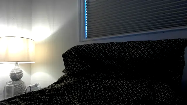 Snapshot of ckraiders84 chatting on December 17, 2025, 9:31 pm ckraiders84 online show from December 17, 2025, 9:31 pm