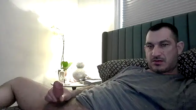 Snapshot of ckraiders84 chatting on February 15, 2026, 6:07 pm ckraiders84 online show from February 15, 2026, 6:07 pm