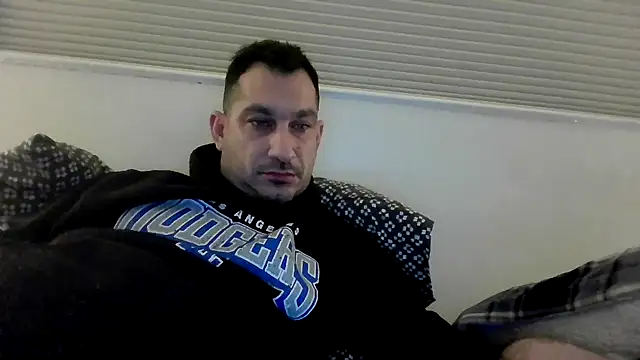 Snapshot of ckraiders84 chatting on November 13, 2025, 6:12 pm ckraiders84 online show from November 13, 2025, 6:12 pm