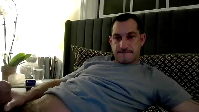 Snapshot of ckraiders84 chatting on April 4, 2026, 3:46 am ckraiders84 online show from April 4, 2026, 3:46 am