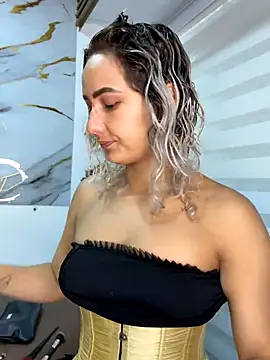 Snapshot of 99_natalia chatting on October 31, 2025, 6:26 pm 99 natalia online show from October 31, 2025, 6:26 pm