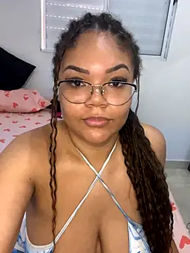 Snapshot of Karenjobs chatting on October 29, 2025, 3:22 pm Karenjobs online show from October 29, 2025, 3:22 pm