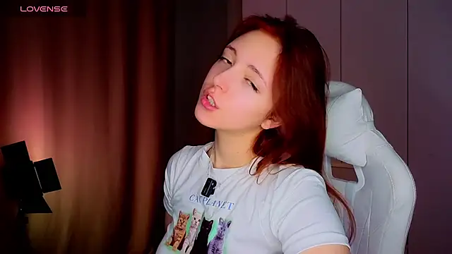 musefox online show from February 6, 2026, 2:40 am