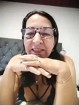 MaryHottiee online show from November 13, 2025, 9:30 pm