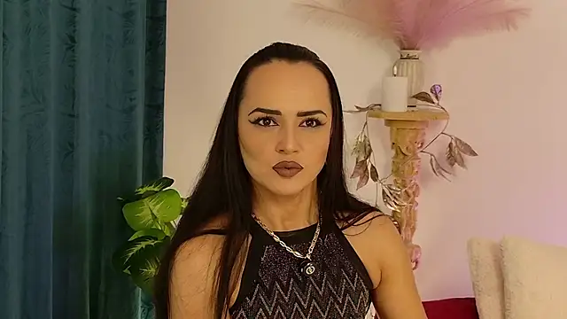 SiennaRosse online show from November 20, 2025, 9:04 pm