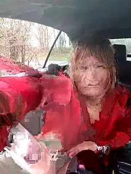 Snapshot of BettyDavisEyesUK chatting on February 3, 2026, 12:32 pm BettyDavisEyesUK online show from February 3, 2026, 12:32 pm