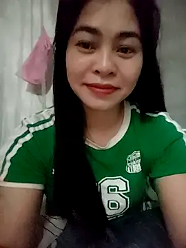 Bamboo-niee123 online show from April 15, 2026, 9:37 pm