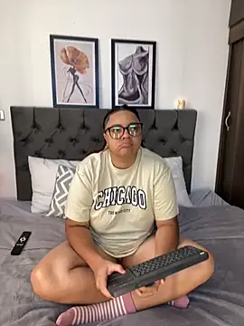 Snapshot of Gemini_Lanzo chatting on November 4, 2025, 12:53 pm Gemini Lanzo online show from November 4, 2025, 12:53 pm